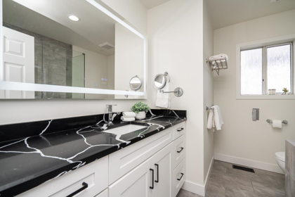 Hallway Photo of 220 N Grosvenor Avenue, Burnaby, BC