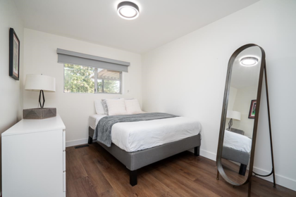 Office / Den Photo of 220 N Grosvenor Avenue, Burnaby, BC