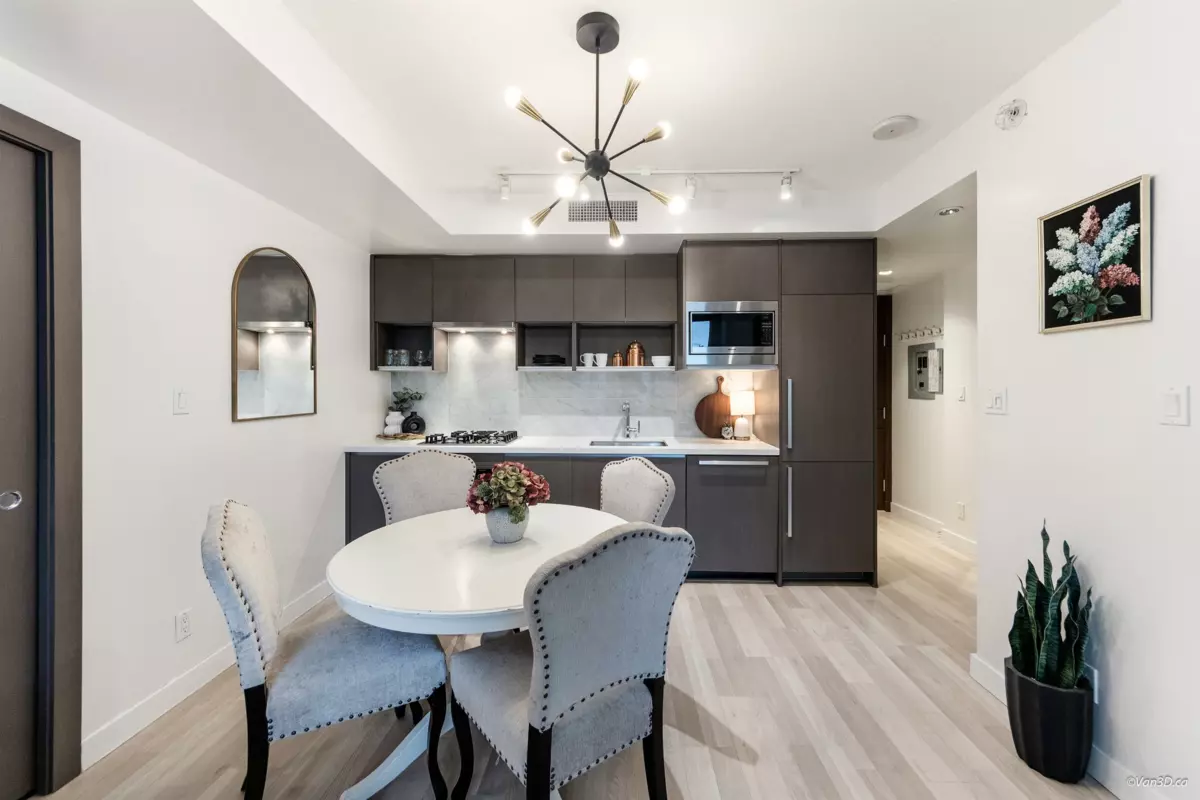 Exterior Rear Photo of 912 68 Smithe Street, Vancouver, BC