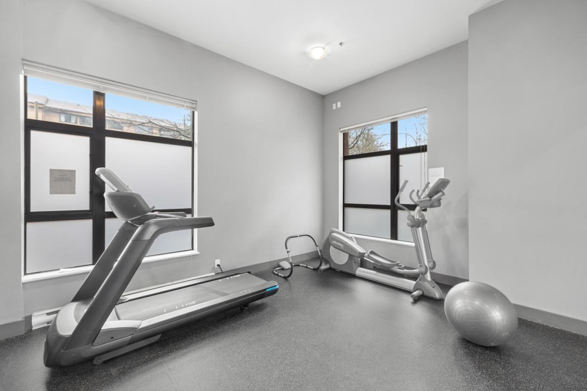 Mudroom Photo of 604 814 Royal Avenue, New Westminster, BC