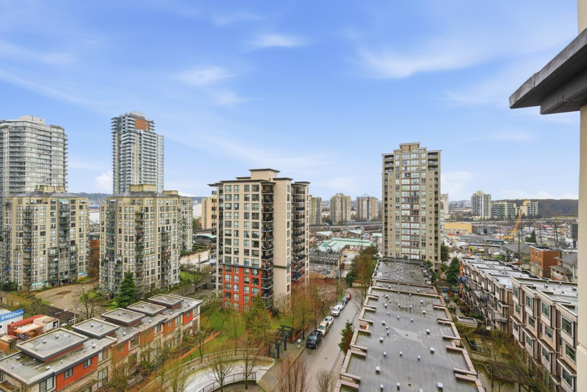 Office / Den Photo of 604 814 Royal Avenue, New Westminster, BC