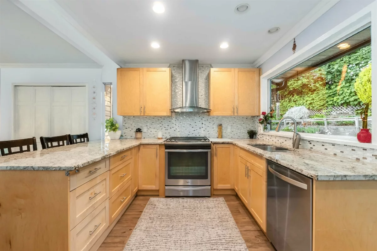 Bedroom 4 Photo of 31438 Chalmers Place, Abbotsford, BC