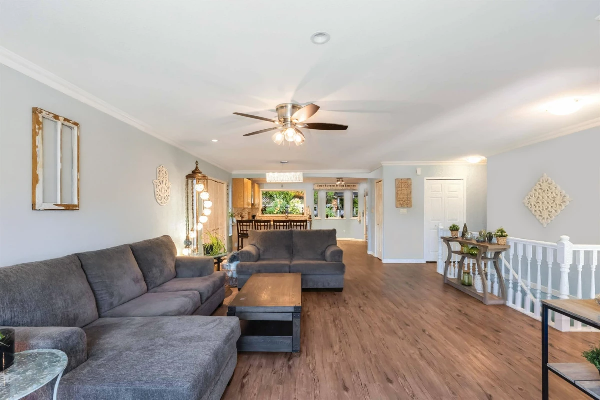 Primary Bedroom Photo of 31438 Chalmers Place, Abbotsford, BC