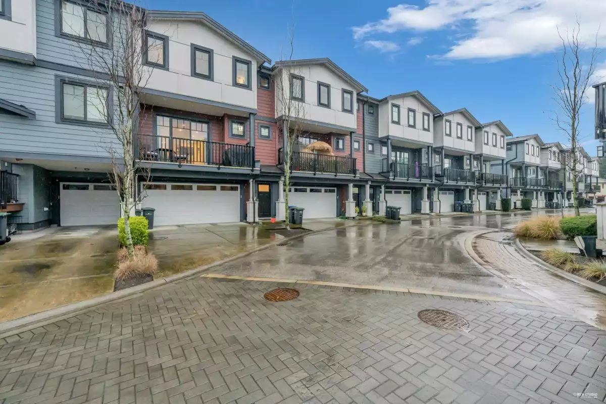 Community Amenities Photo (Clubhouse) of 3 188 Wood Street, New Westminster, BC