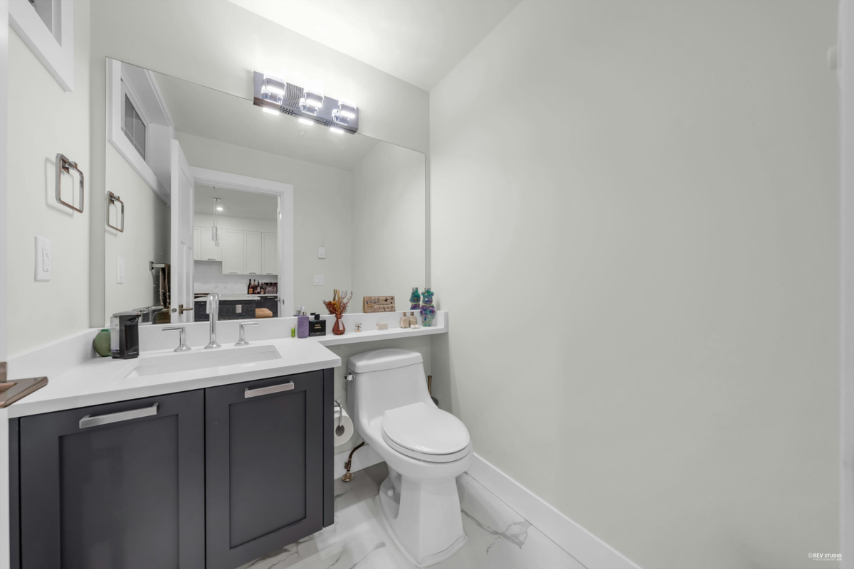 Exterior Rear Photo of 3 188 Wood Street, New Westminster, BC