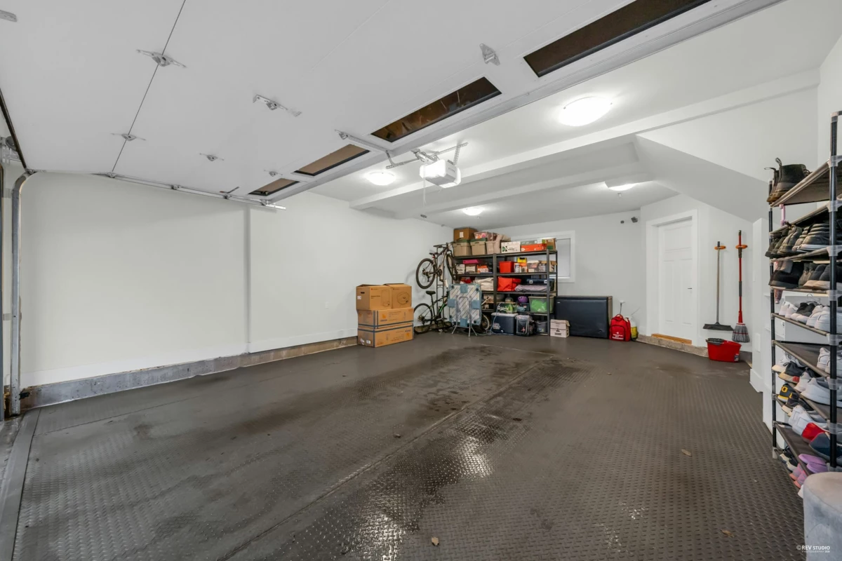 Garden / Landscaping Photo of 3 188 Wood Street, New Westminster, BC