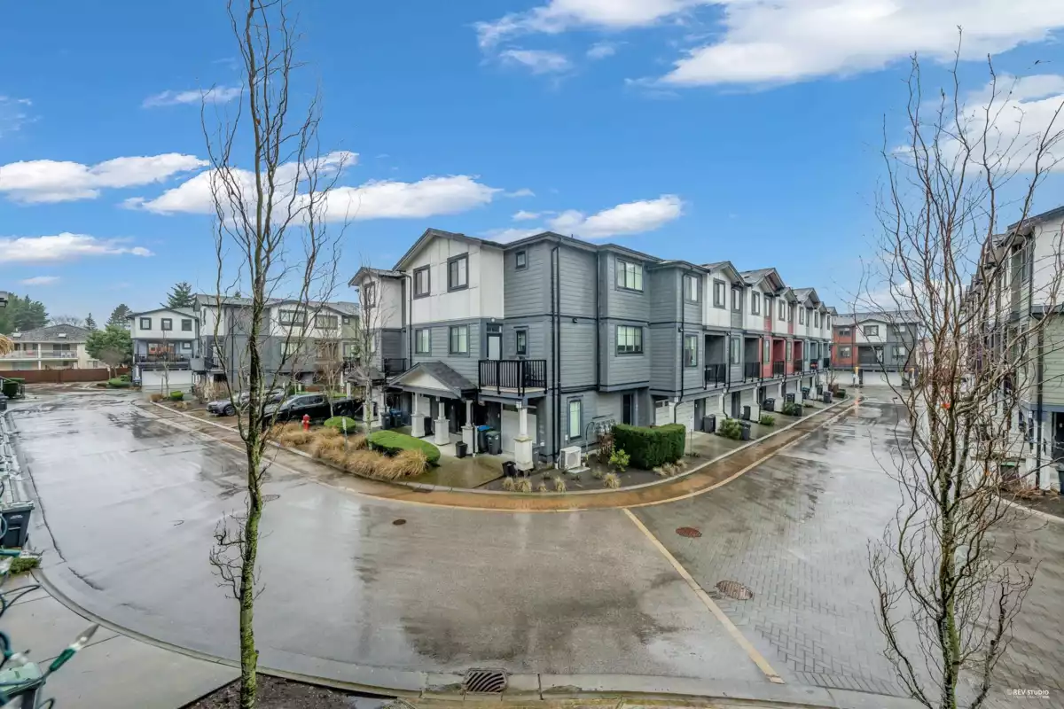 Guest Bathroom Photo of 3 188 Wood Street, New Westminster, BC