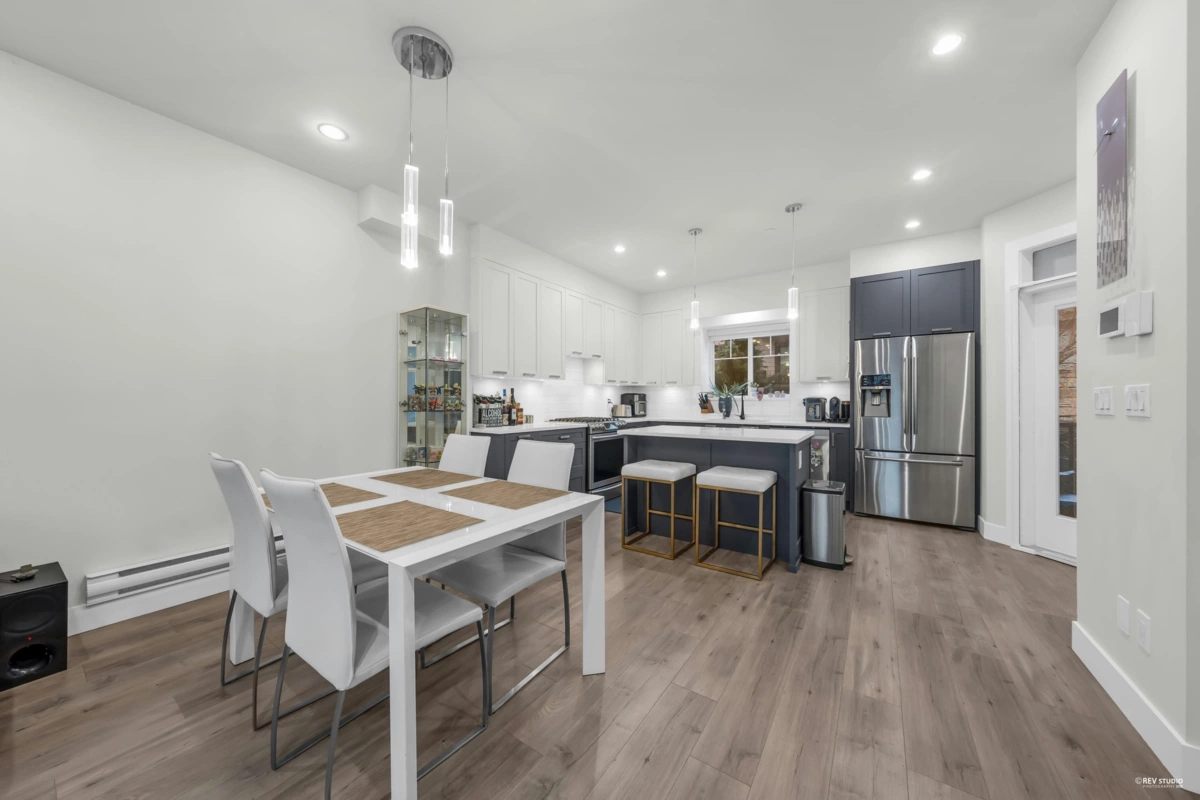 Laundry Room Photo of 3 188 Wood Street, New Westminster, BC