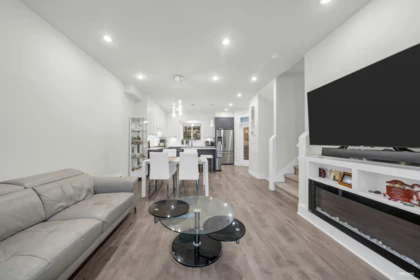 Basement Recreation Room Photo of 3 188 Wood Street, New Westminster, BC