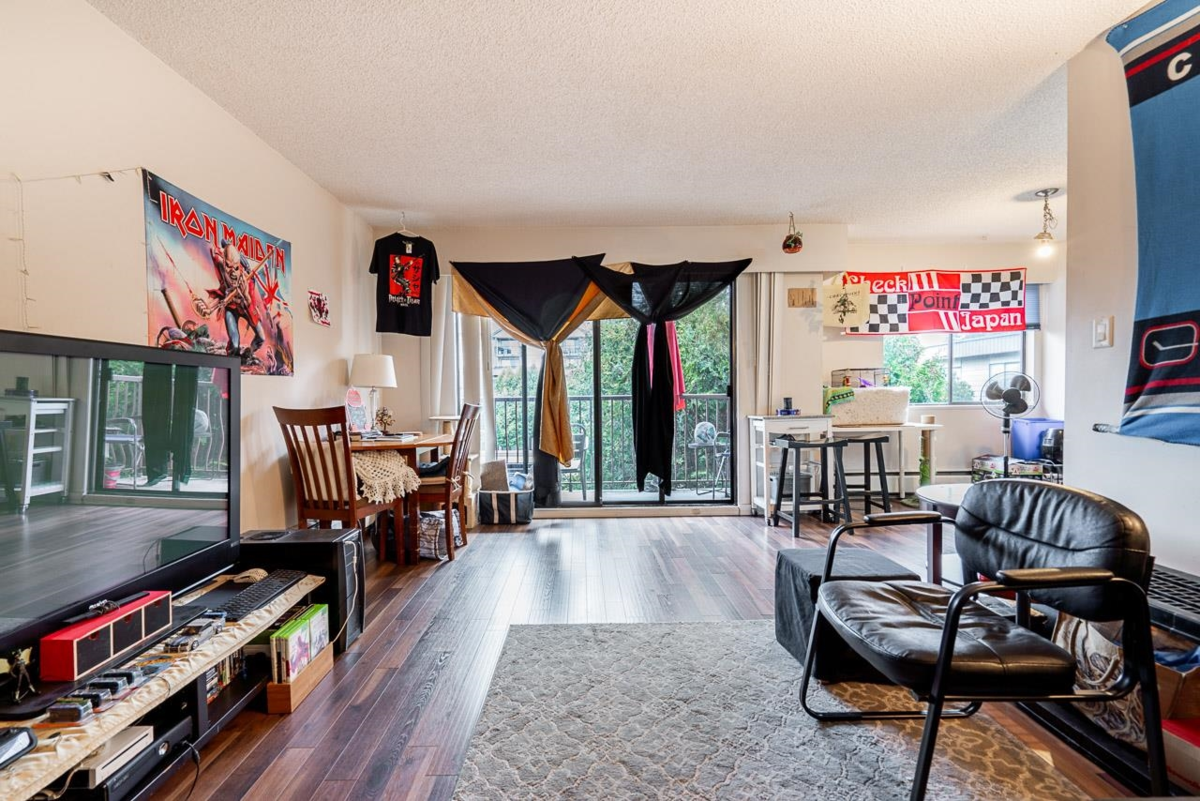 Basement Recreation Room Photo of 341 1909 Salton Road, Abbotsford, BC