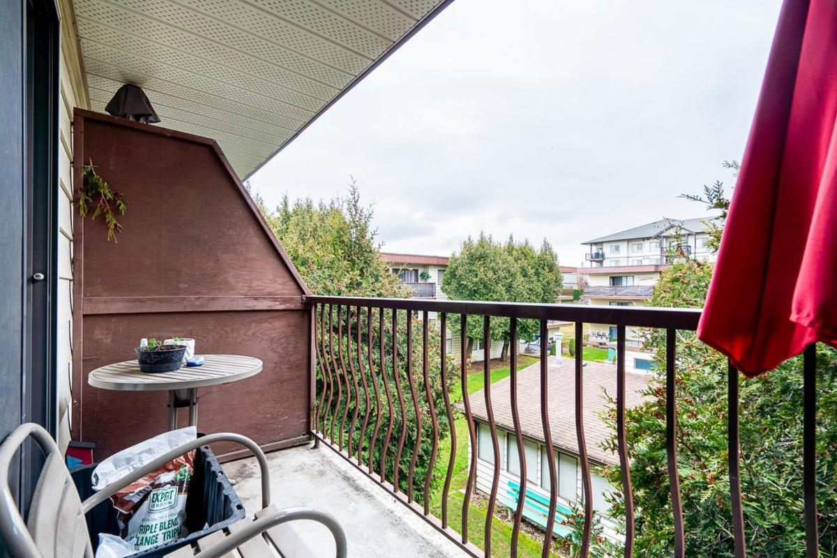 Hot Tub / Spa Photo of 341 1909 Salton Road, Abbotsford, BC