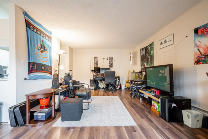 Office / Den Photo of 341 1909 Salton Road, Abbotsford, BC
