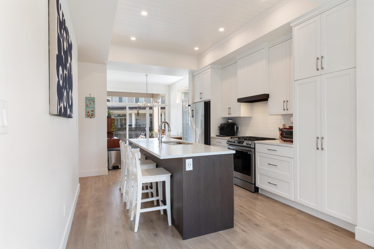 Breakfast Nook Photo of 8 8200 Foxfern Road, Chilliwack, BC