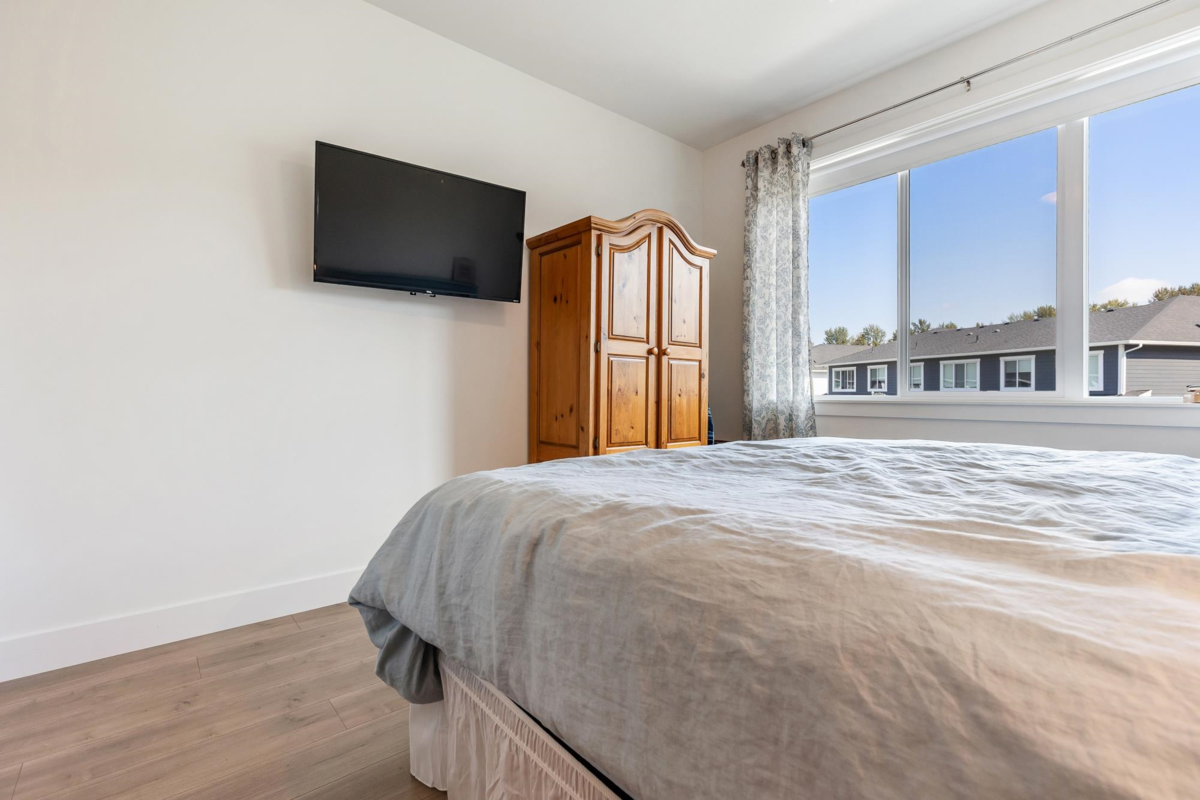 Mudroom Photo of 8 8200 Foxfern Road, Chilliwack, BC