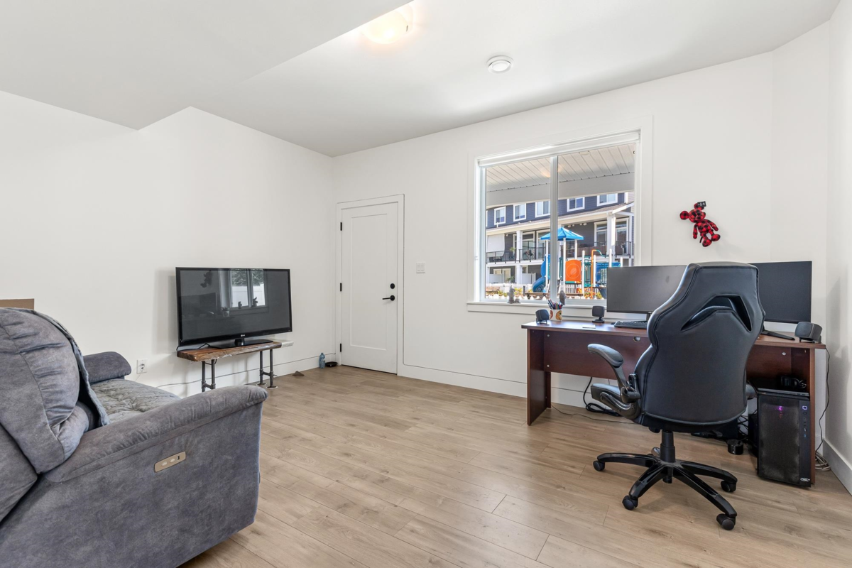 Outdoor Patio Photo of 8 8200 Foxfern Road, Chilliwack, BC