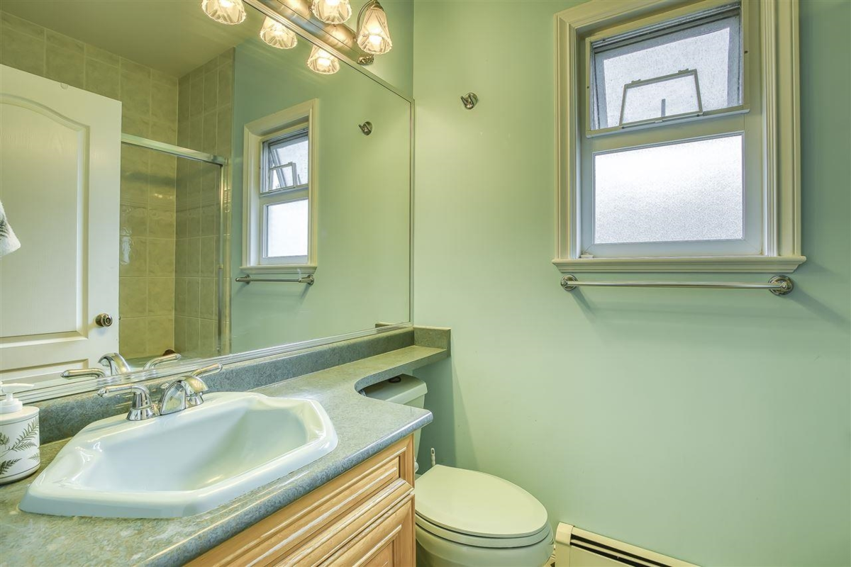 Guest Bathroom Photo of 6484 134 Street, Surrey, BC