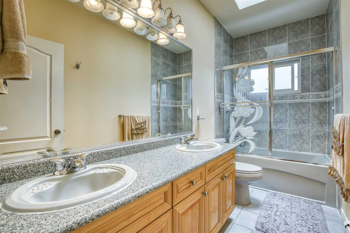 Office / Den Photo of 6484 134 Street, Surrey, BC