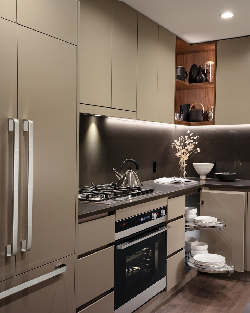 Outdoor Patio Photo of 1507 720 Farrow Street, Coquitlam, BC