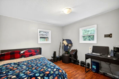 Guest Bathroom Photo of 11760 272 Street, Maple Ridge, BC