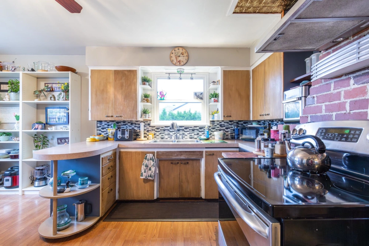 Bedroom 2 Photo of 33582 7 Avenue, Mission, BC