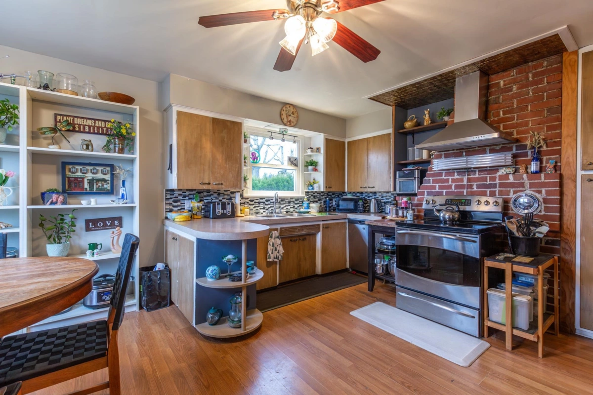 Bedroom 3 Photo of 33582 7 Avenue, Mission, BC