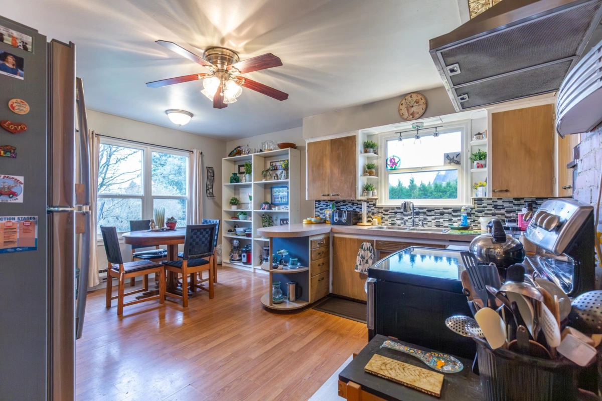 Primary Bedroom Photo of 33582 7 Avenue, Mission, BC