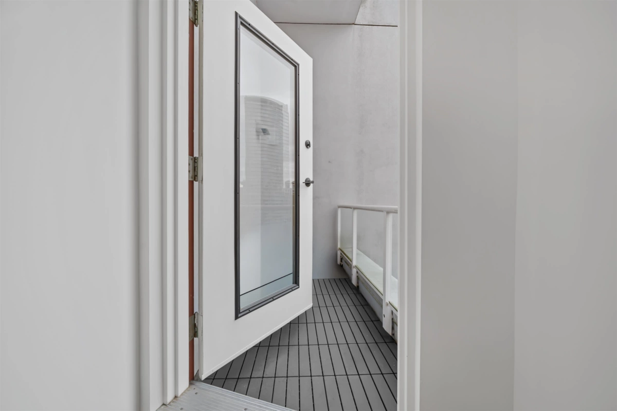 Dining Area Photo of 1012 933 Seymour Street, Vancouver, BC