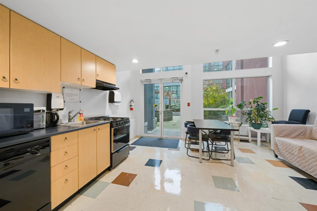 Street View Photo of 1012 933 Seymour Street, Vancouver, BC