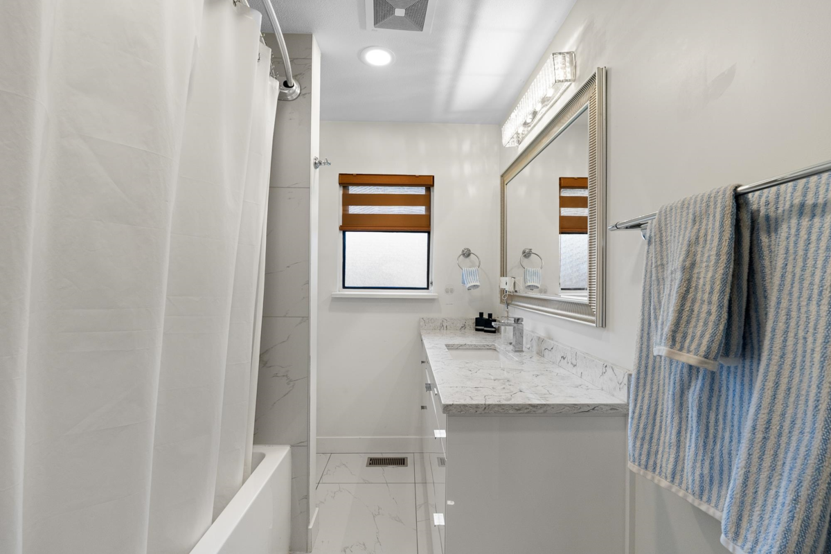 Laundry Room Photo of 5307 Springdale Court, Burnaby, BC