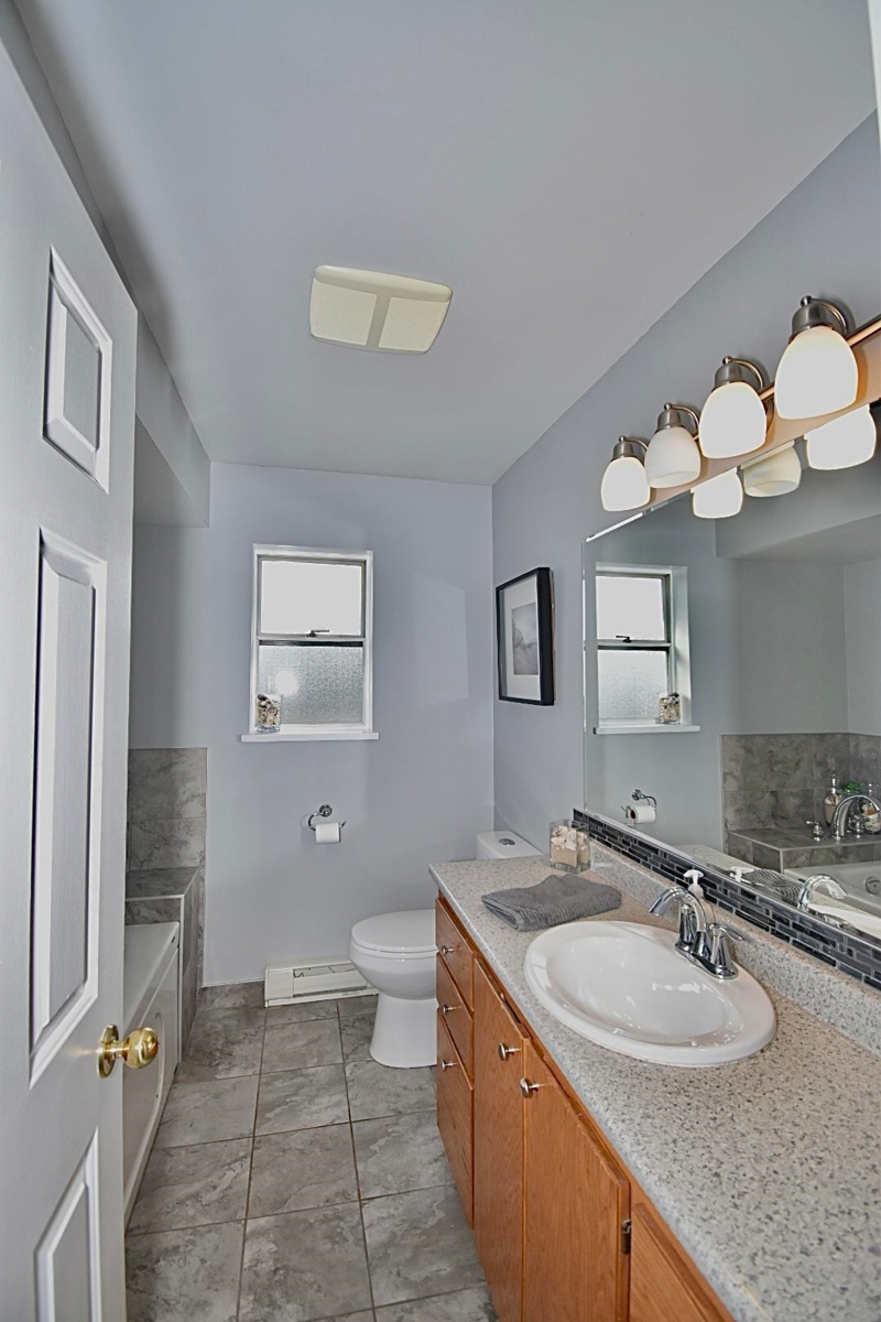 Outdoor Patio Photo of 6135 Fairway Avenue, Sechelt, BC