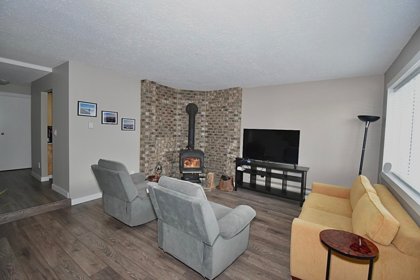 Kitchen Photo of 6135 Fairway Avenue, Sechelt, BC
