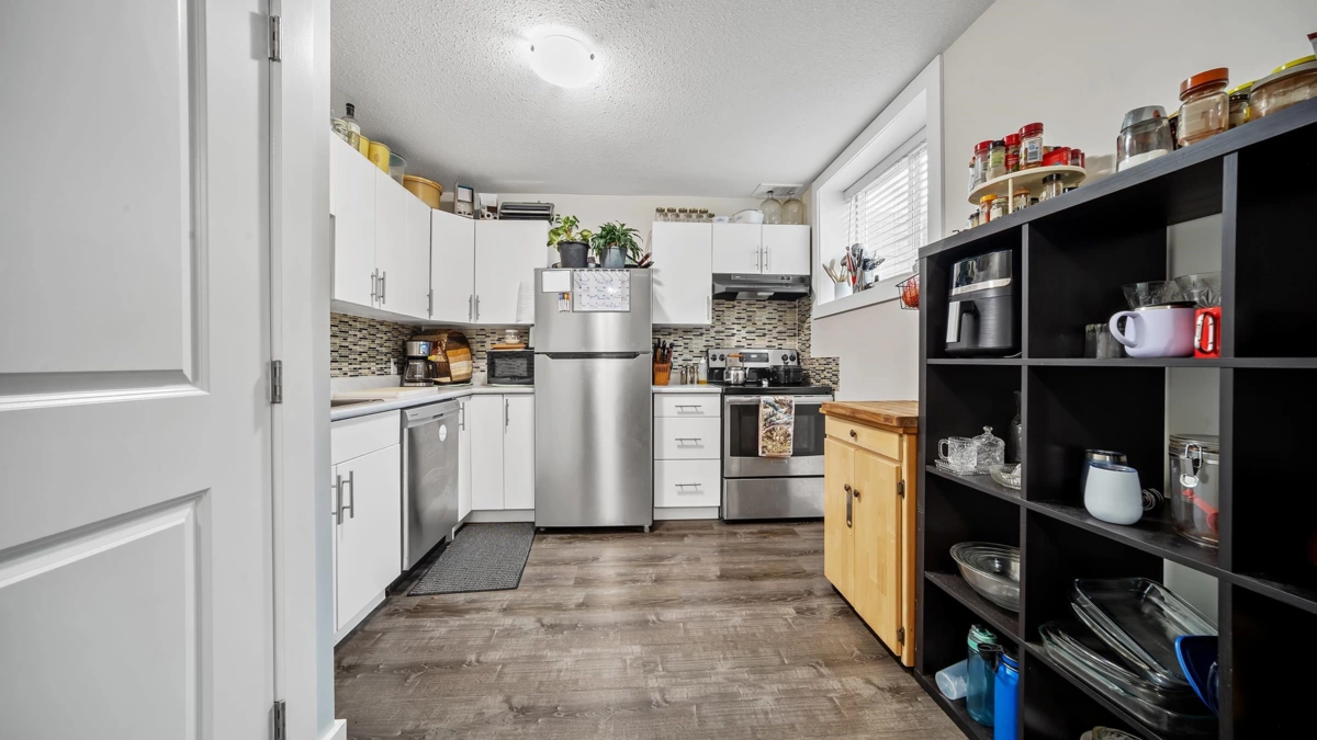 Neighborhood Park Photo Near 50300 Kensington Drive, Chilliwack, BC