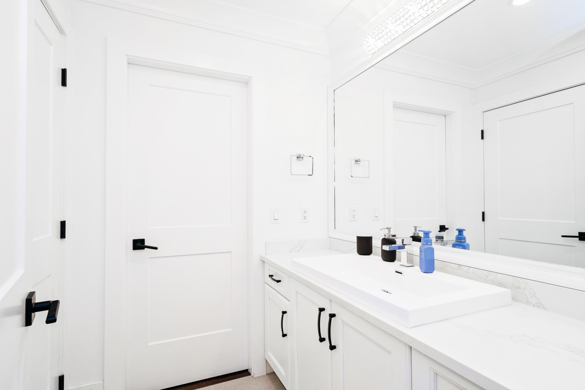 Laundry Room Photo of 23066 135 Avenue, Maple Ridge, BC