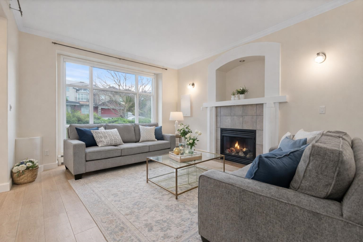 Kitchen Photo of 8004 Melburn Drive, Mission, BC