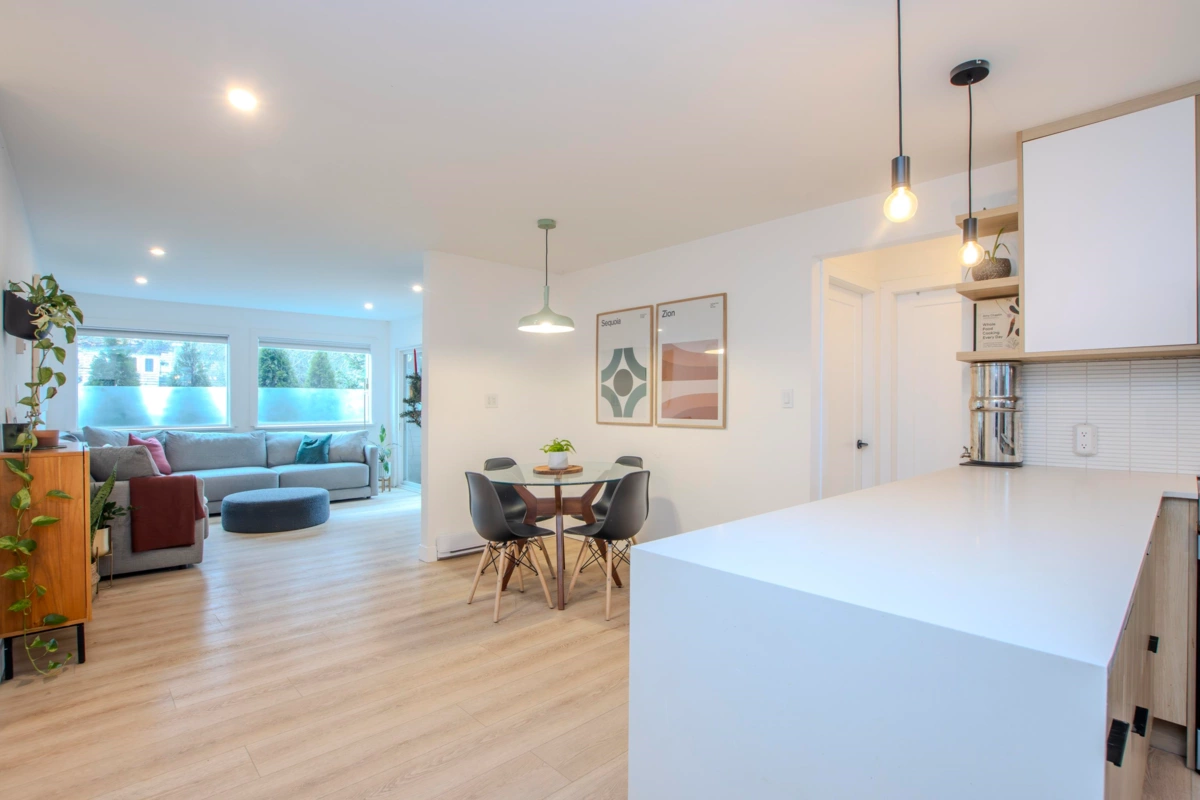 Dining Area Photo of 1029 Brothers Place, Squamish, BC