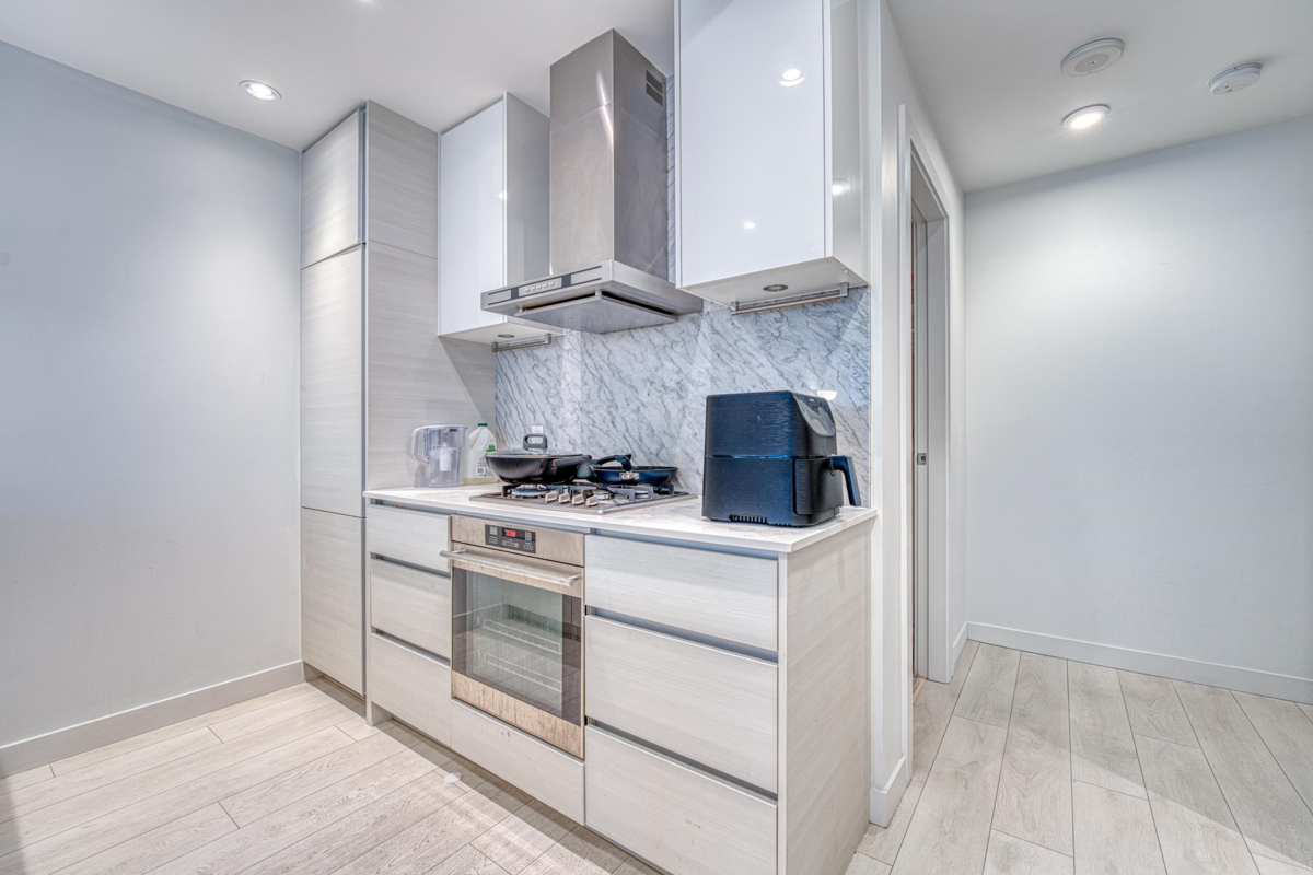 Dining Area Photo of 1711 6098 Station Street, Burnaby, BC