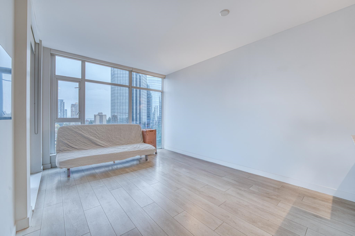 Kitchen Photo of 1711 6098 Station Street, Burnaby, BC