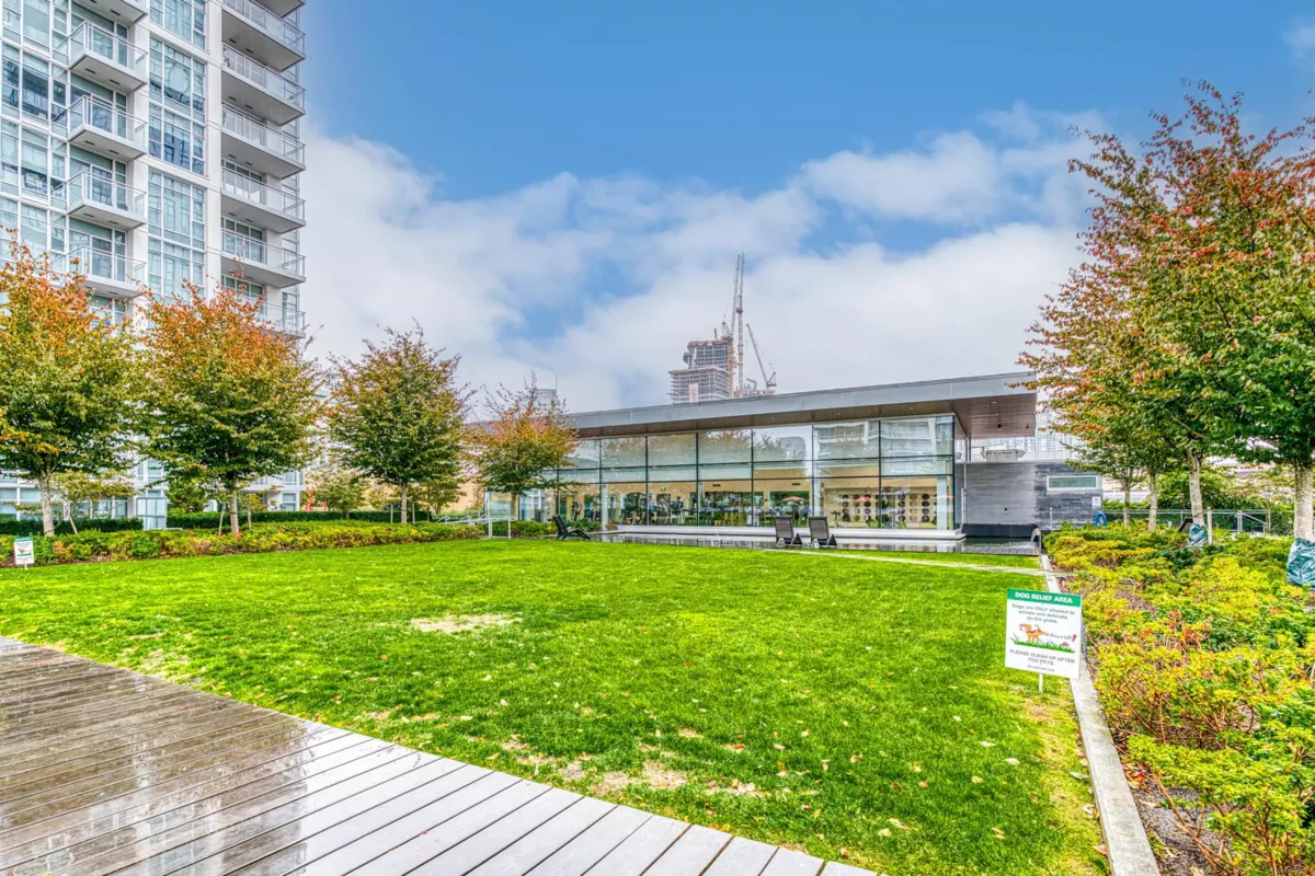 Loft / Bonus Room Photo of 1711 6098 Station Street, Burnaby, BC