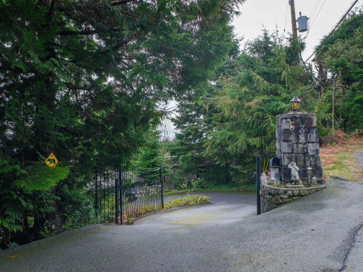 Bedroom 4 Photo of 530 St. Andrews Road, West Vancouver, BC
