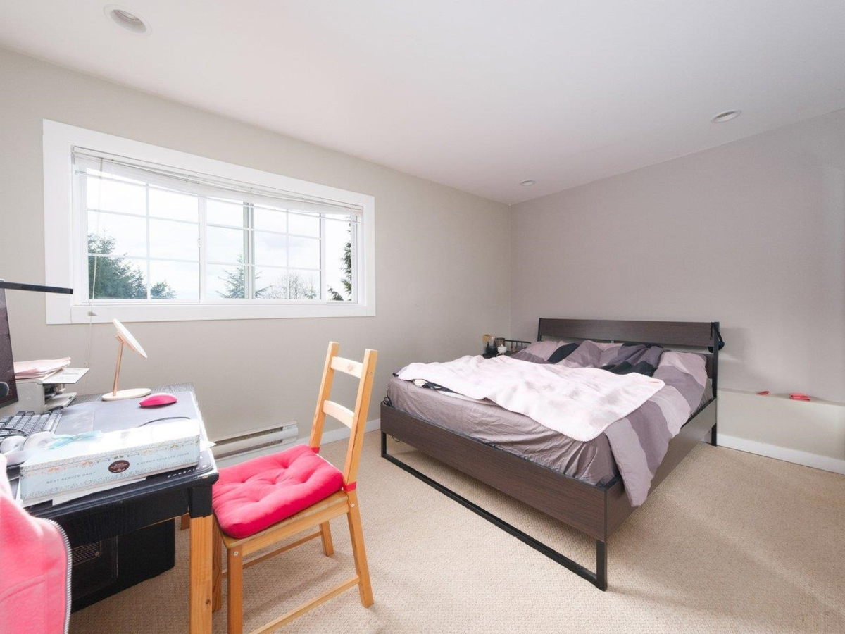 Outdoor Deck Photo of 530 St. Andrews Road, West Vancouver, BC