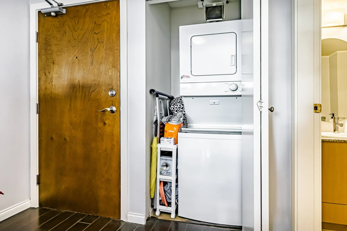 Basement Recreation Room Photo of 1201 550 Taylor Street, Vancouver, BC