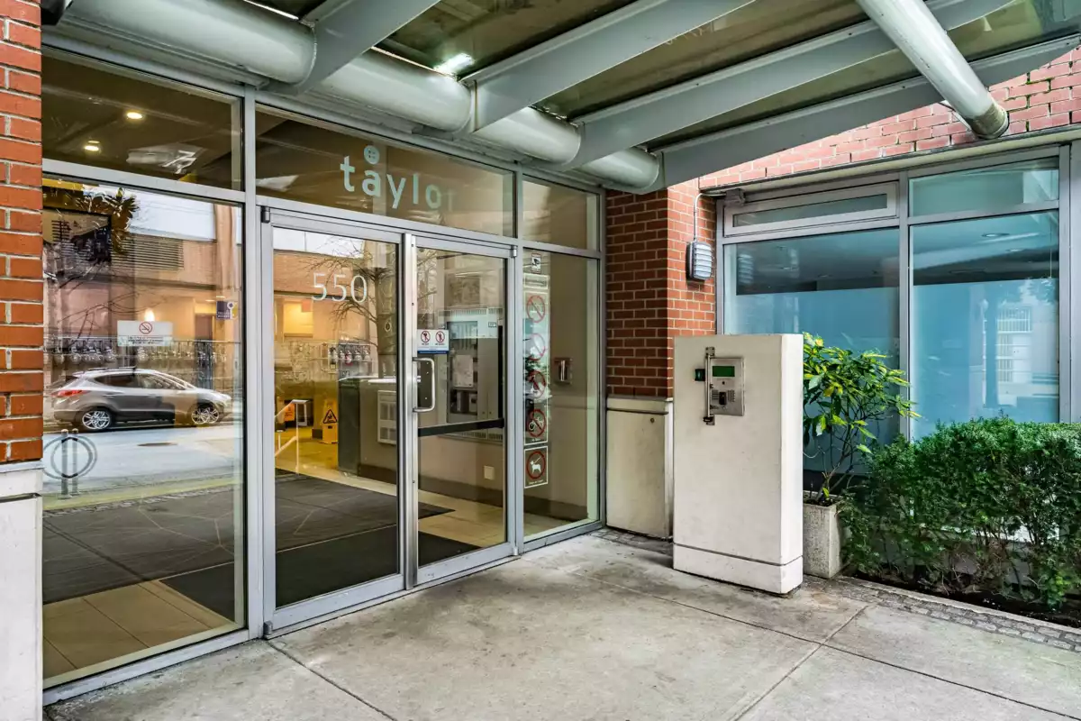 Outdoor Patio Photo of 1201 550 Taylor Street, Vancouver, BC