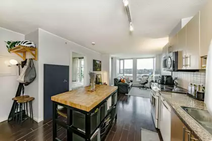1201 550 Taylor Street, Vancouver, BC