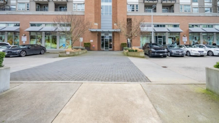 Swimming Pool Photo of 322 12339 Steveston Highway, Richmond, BC