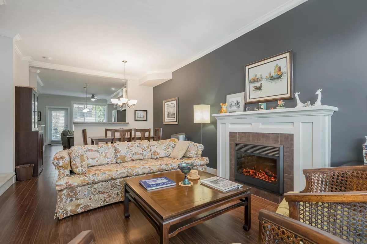 Breakfast Nook Photo of 18 7848 170 Street, Surrey, BC