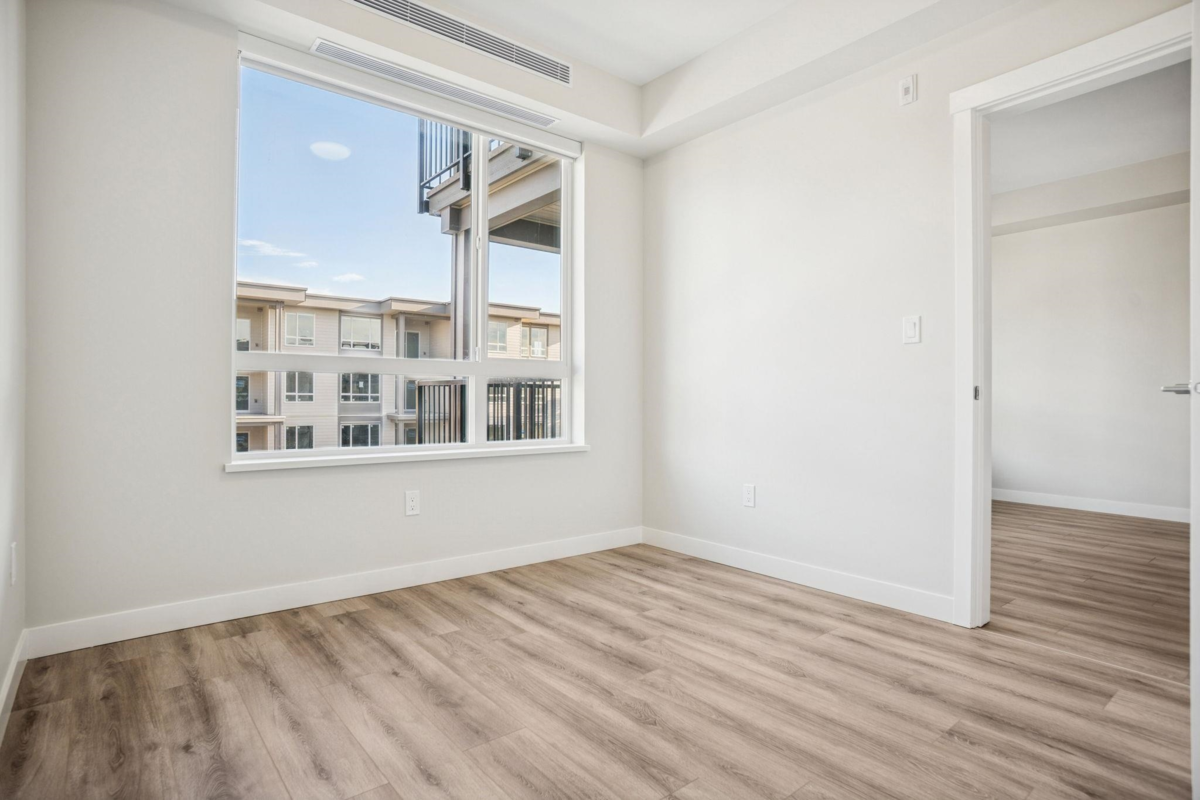 Guest Bathroom Photo of 329 23200 Gilley Road, Richmond, BC