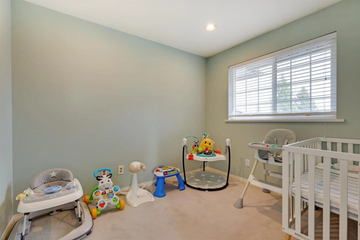 Guest Bathroom Photo of 6103 190 Street, Surrey, BC