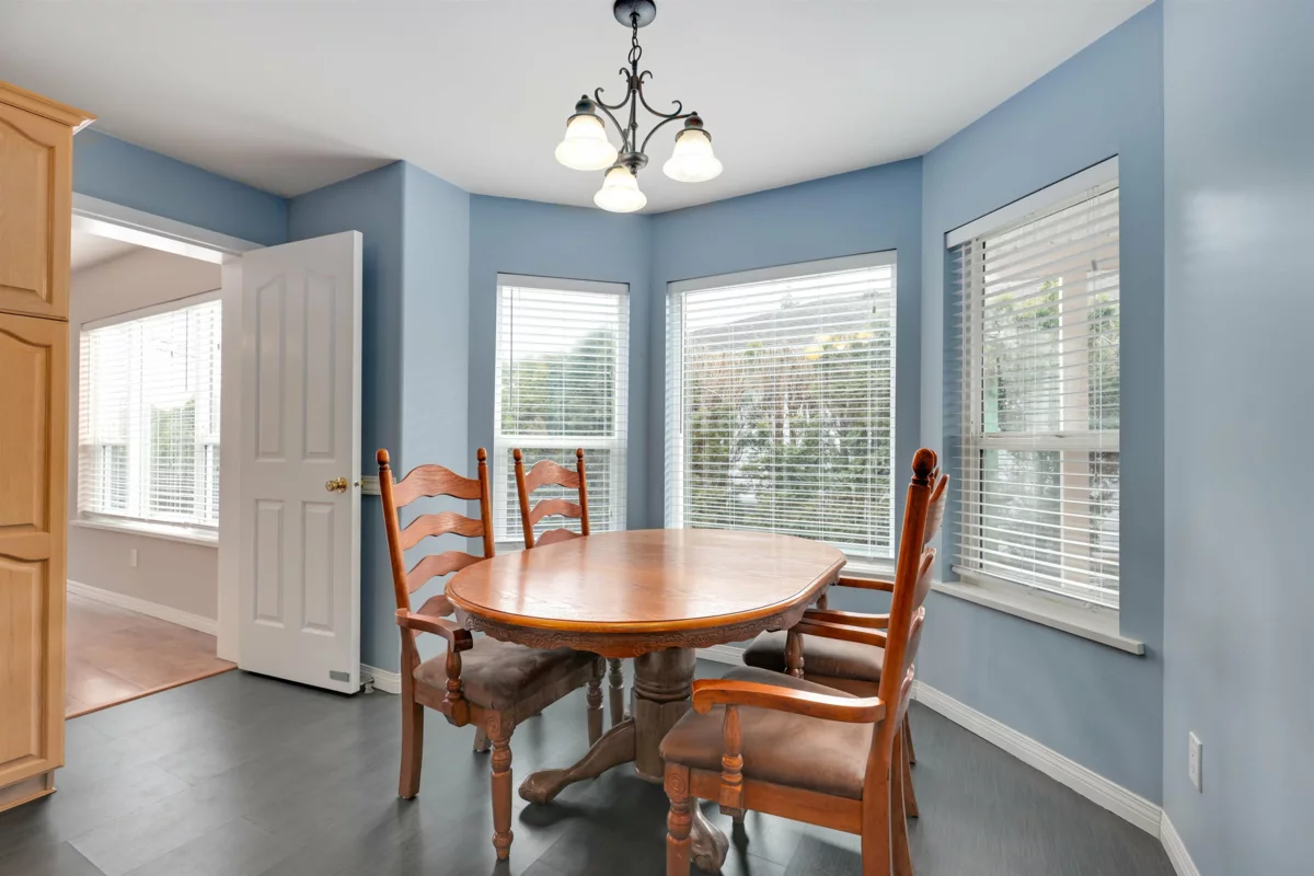 Laundry Room Photo of 6103 190 Street, Surrey, BC