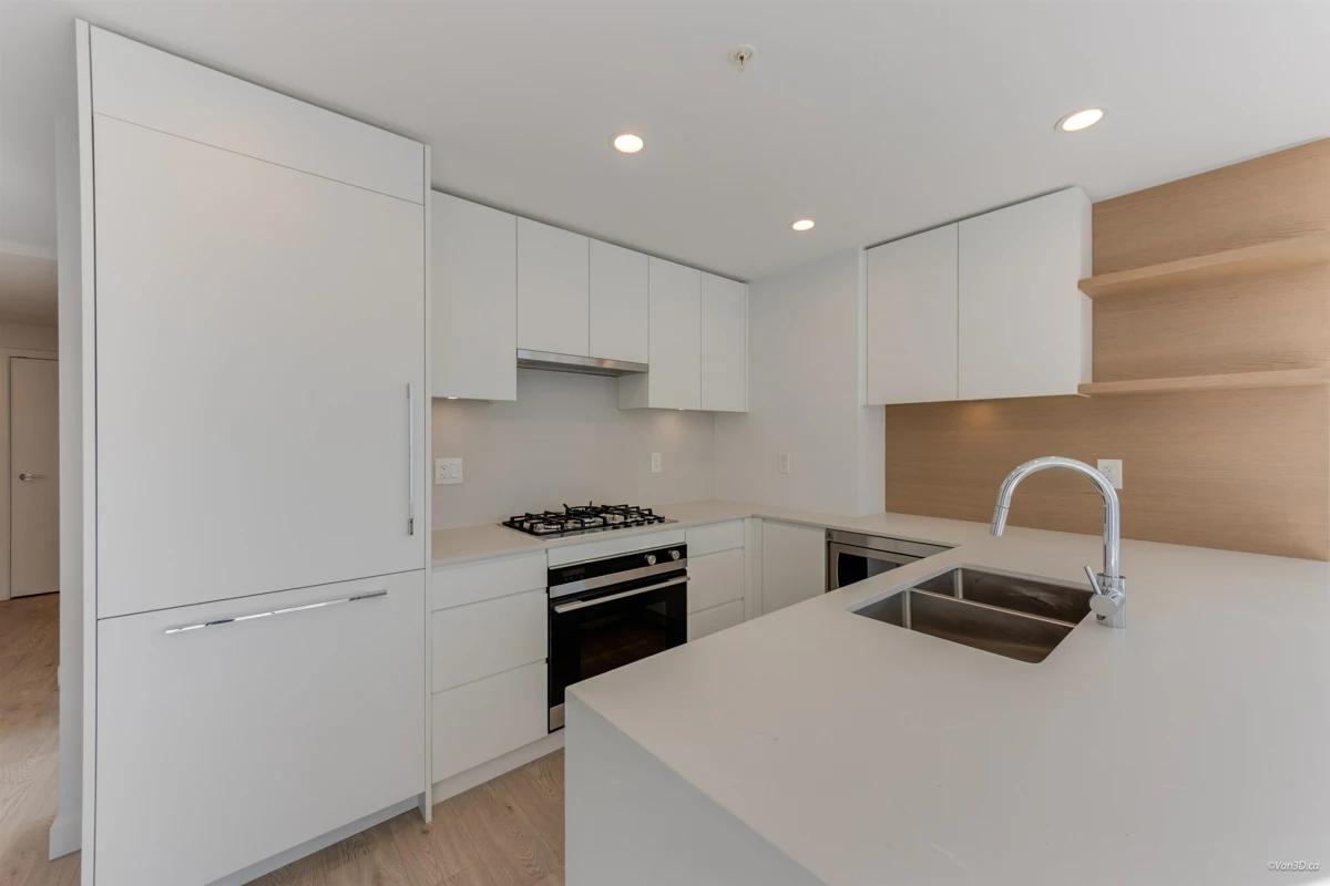 Kitchen Photo of 2102 2181 Madison Avenue, Burnaby, BC