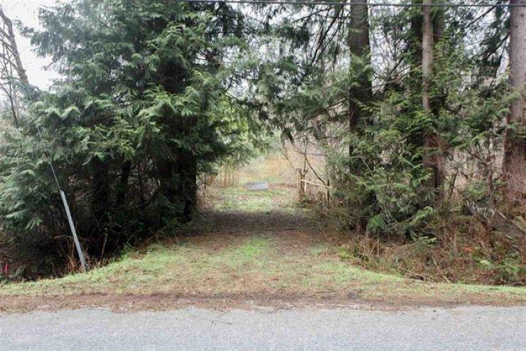 Family Room Photo of 12629 Pilgrim Street, Mission, BC